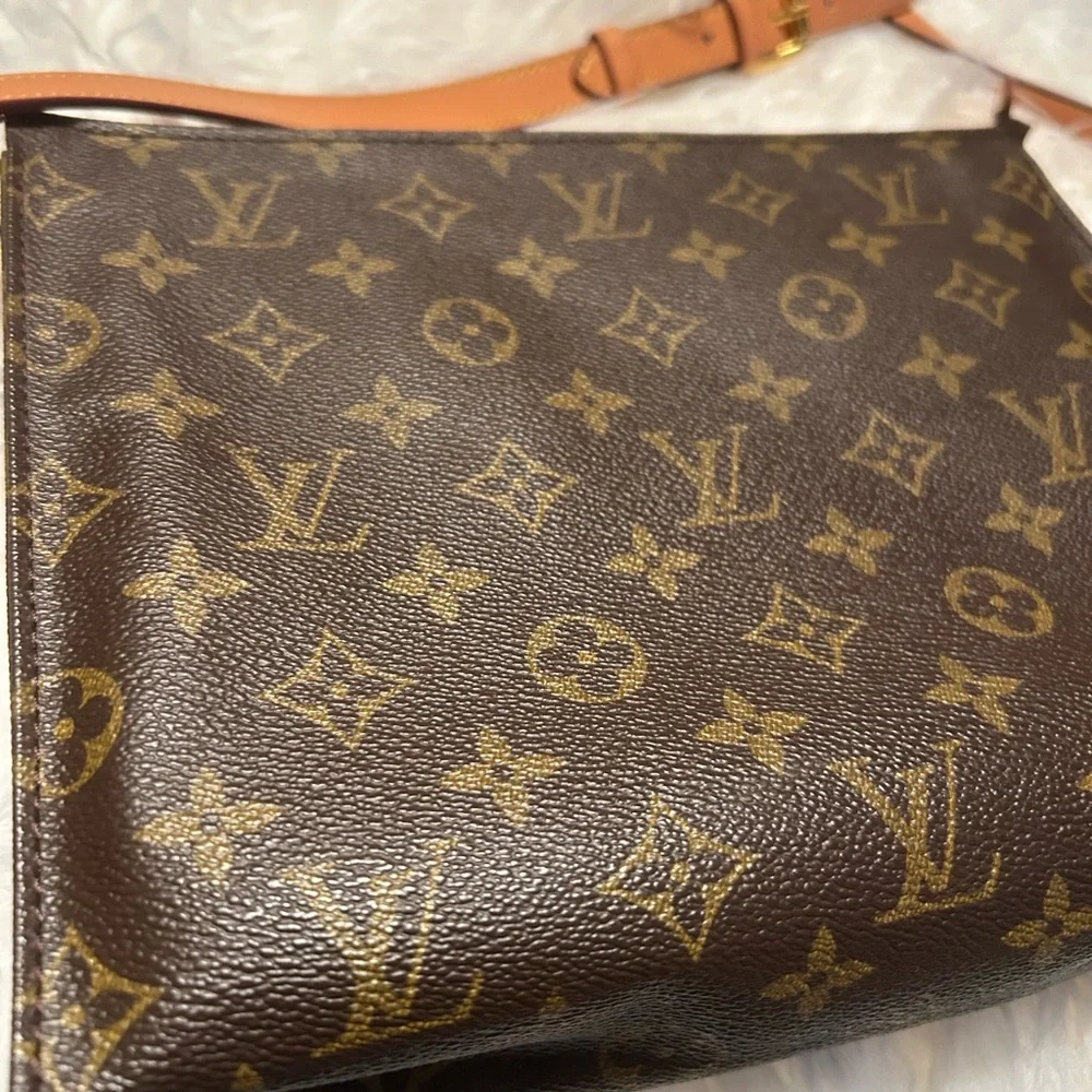 Louis Vuitton Brown Monogram Toiletry Pouch with Insert and Vachetta Strap - Picture 13 of 16